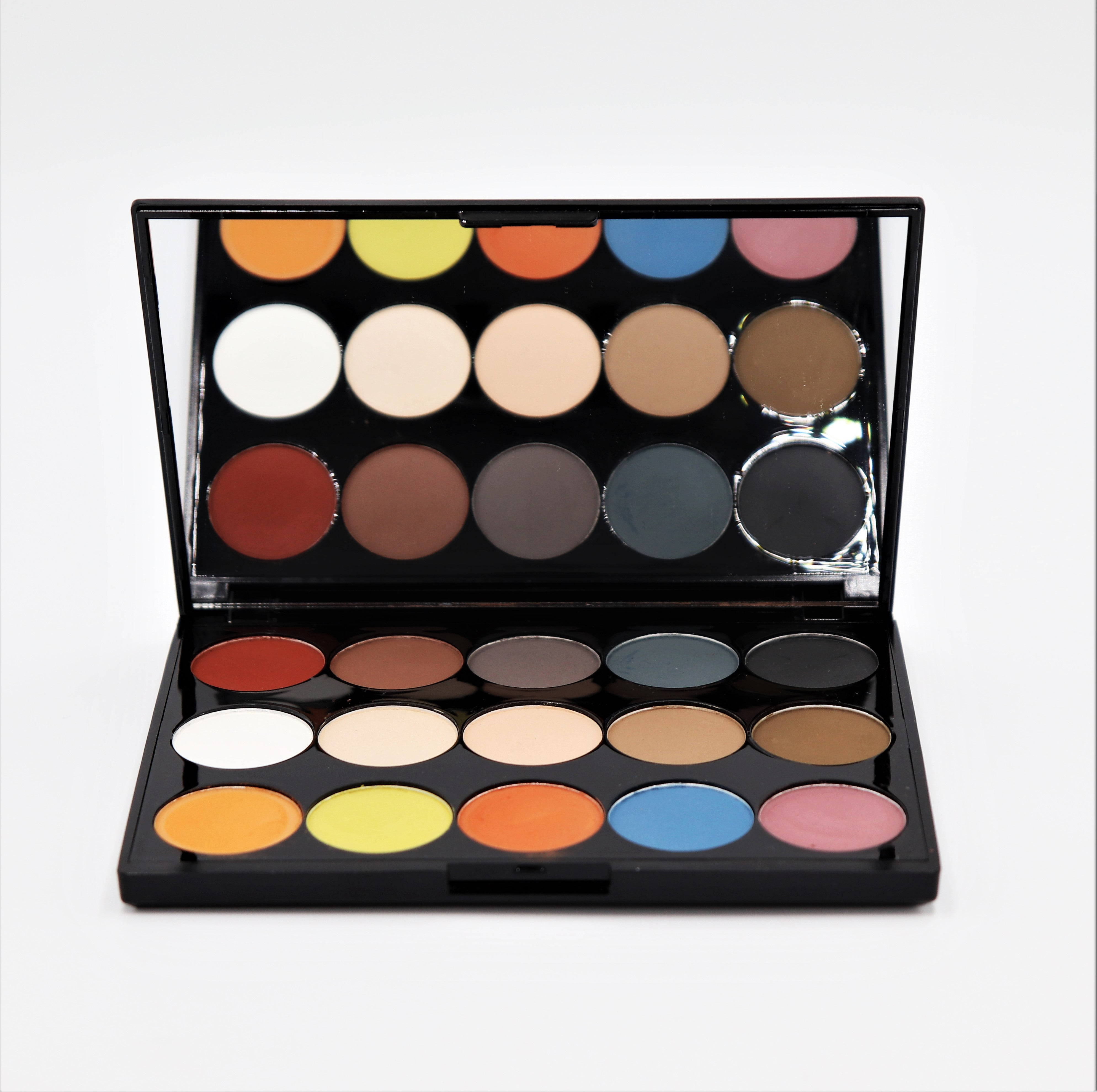 LA TOXICA : 15 SHADE EYESHADOW PALETTE